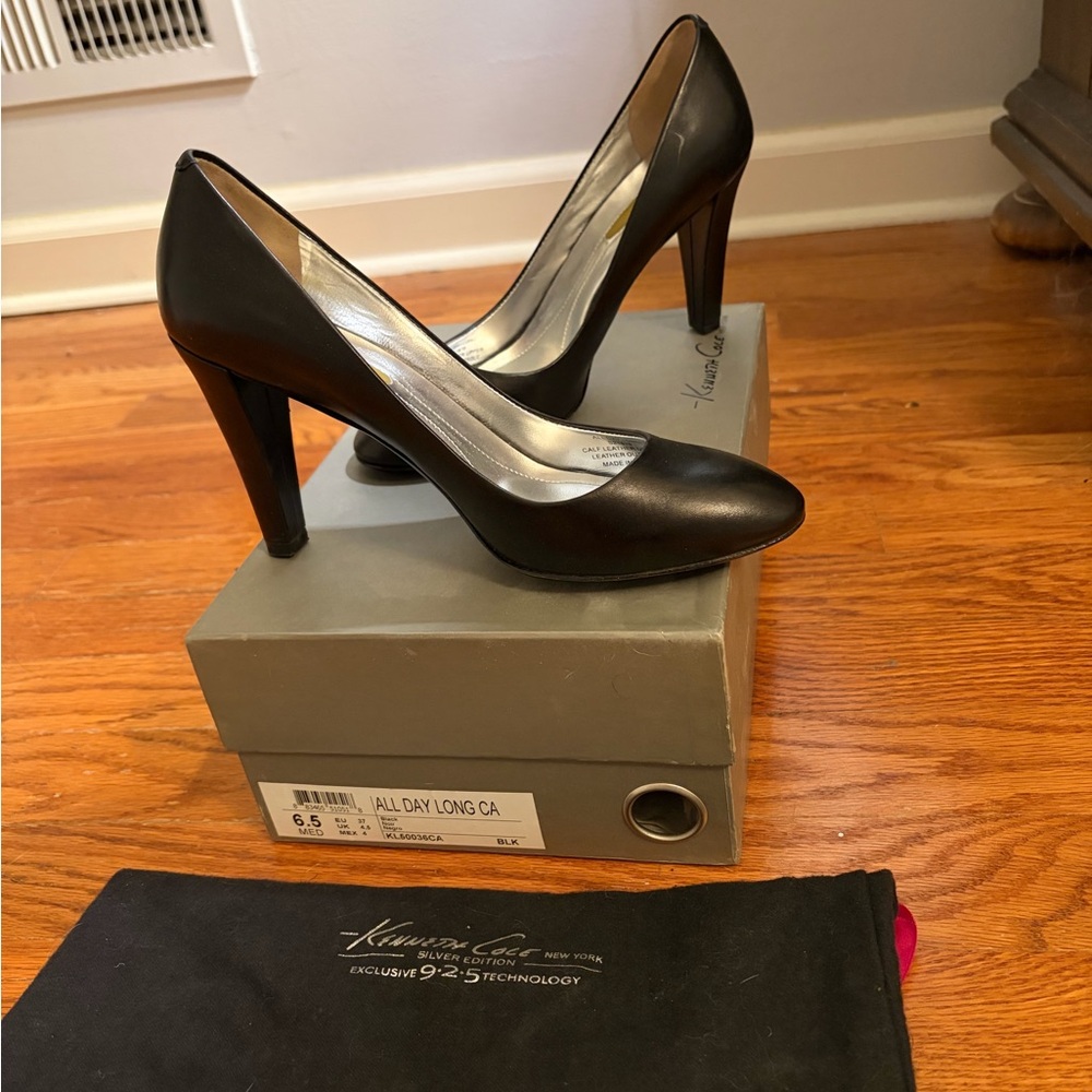Kenneth Cole Black Leather Women's Heels